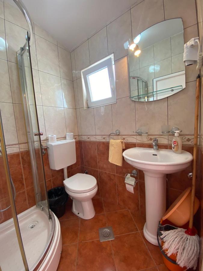 Apartmani Luksic Sutomore Εξωτερικό φωτογραφία