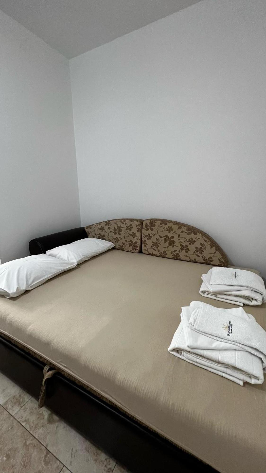 Apartmani Luksic Sutomore Εξωτερικό φωτογραφία