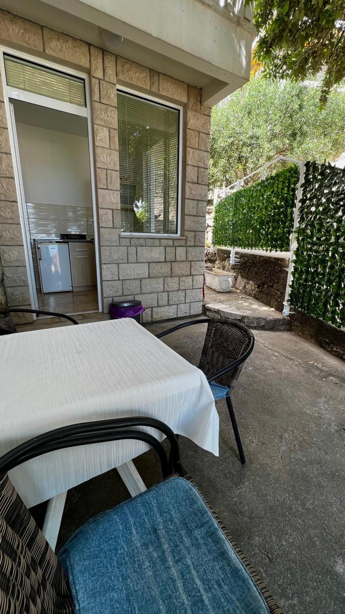 Apartmani Luksic Sutomore Εξωτερικό φωτογραφία